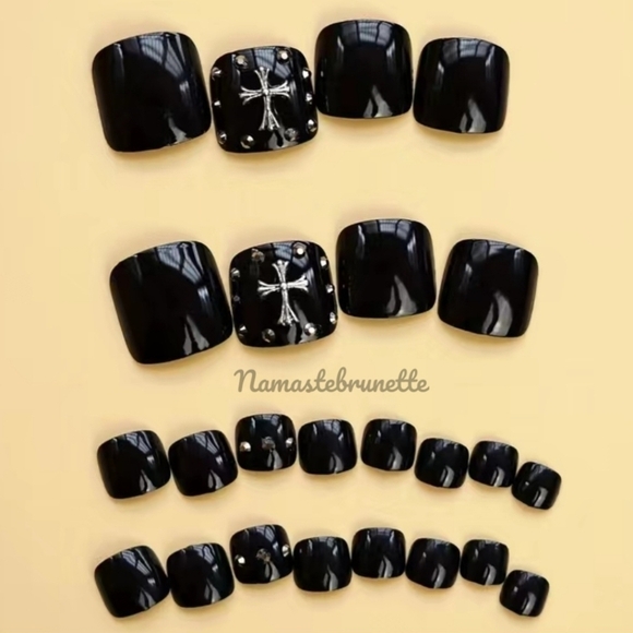 3D Cross & Rhinestones Press on Toenails - Picture 5 of 13